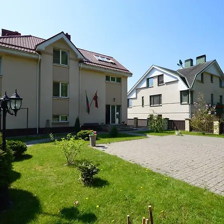 Проживание в семье Vgh Accommodation Services